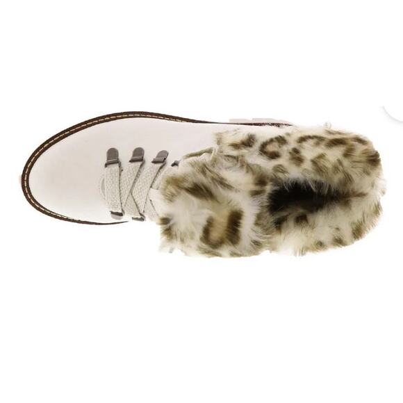 White Mountain Women's Glamorous Ankle White Boot with Cheetah Fur Size 9M US - Picture 2 of 11